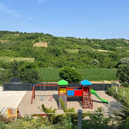 Willa Kaskada 205 Sremski Karlovci